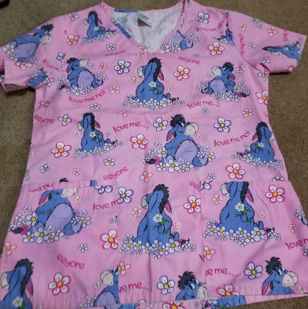 Scrub top